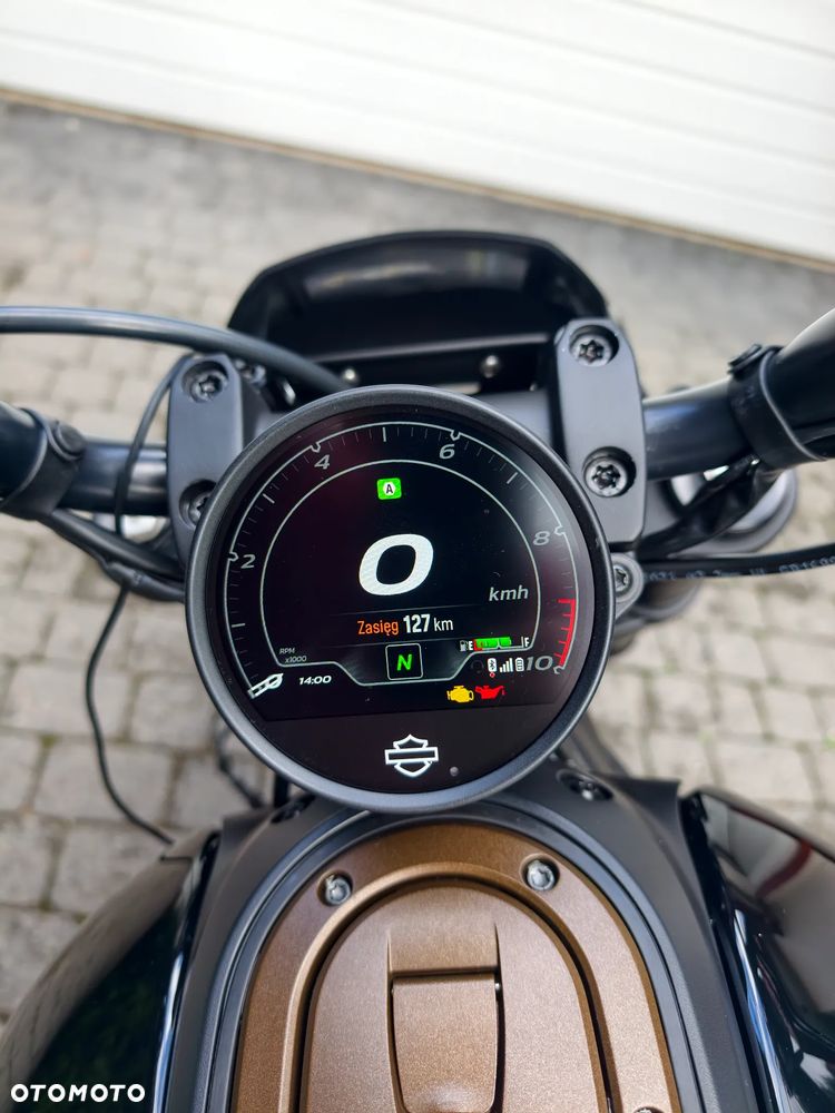 Harley-Davidson Sportster - 6