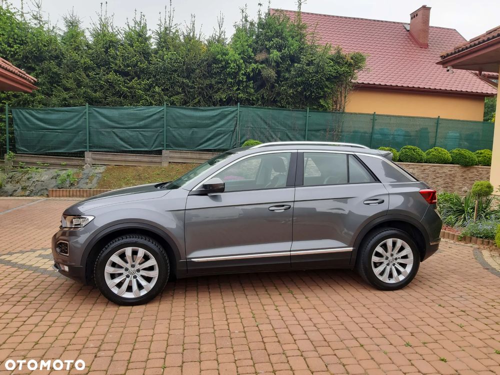 Volkswagen T-Roc - 10