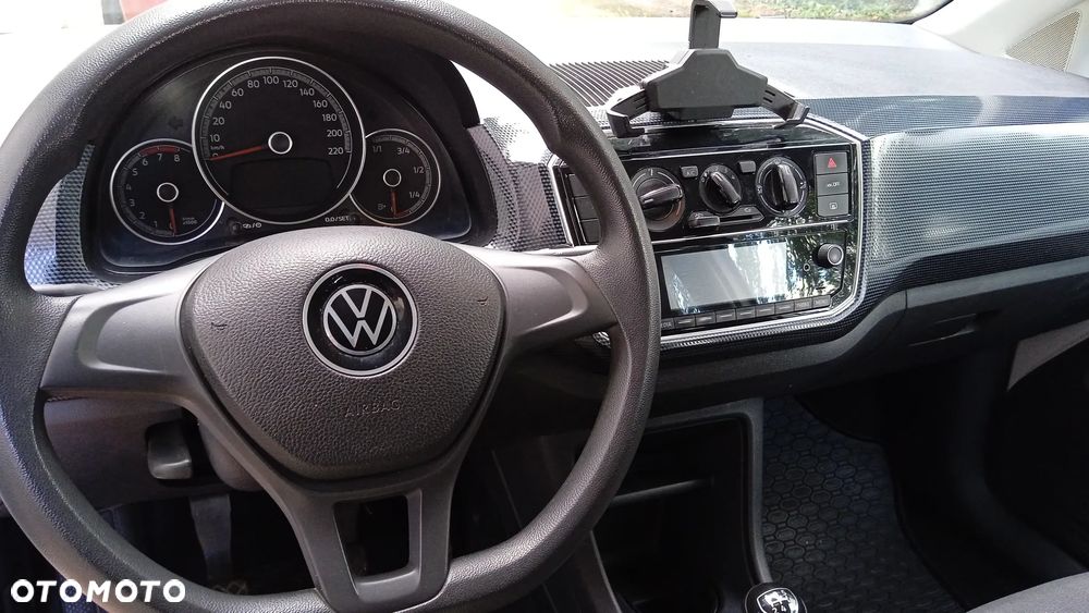 Volkswagen up! 1.0 move - 19