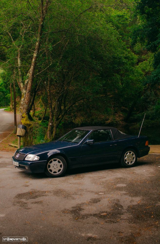 Mercedes-Benz SL 300 Standard - 14