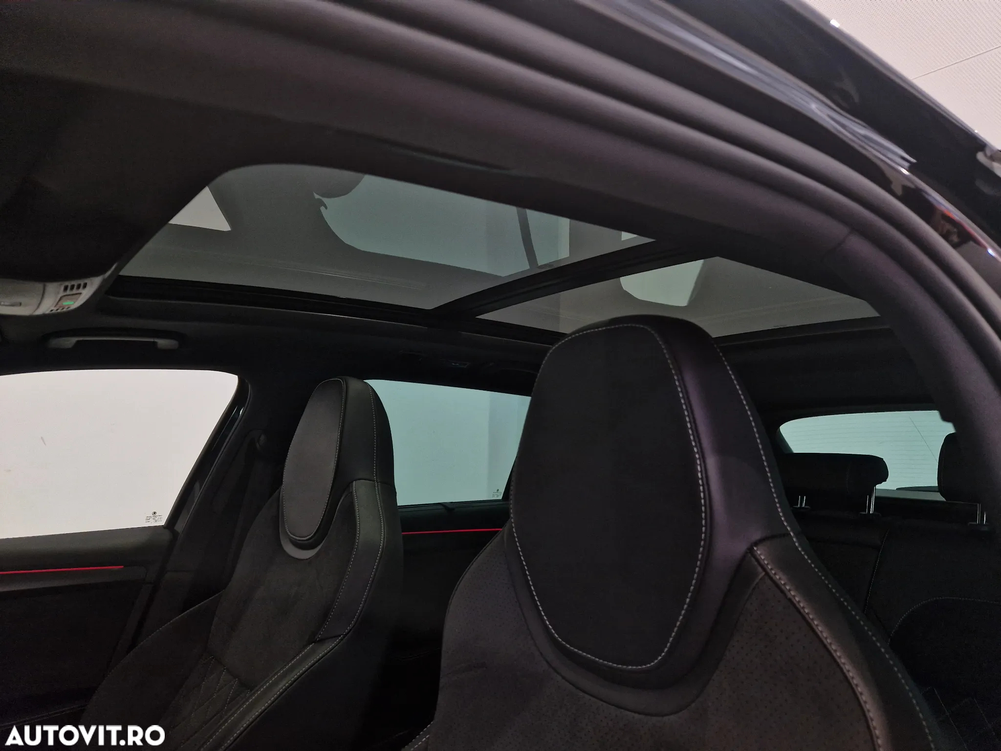 Skoda Superb Combi 2.0 TDI 4X4 DSG Sportline - 15