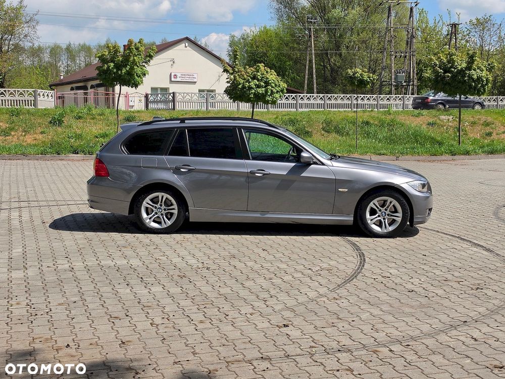 BMW Seria 3 318d - 6