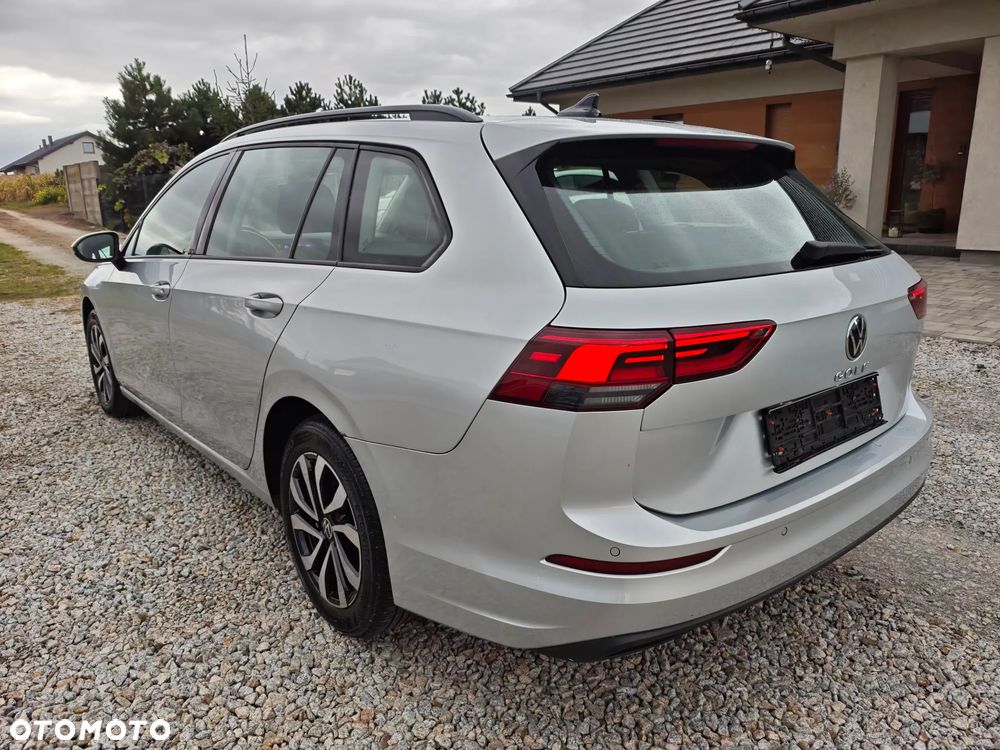 Volkswagen Golf - 5