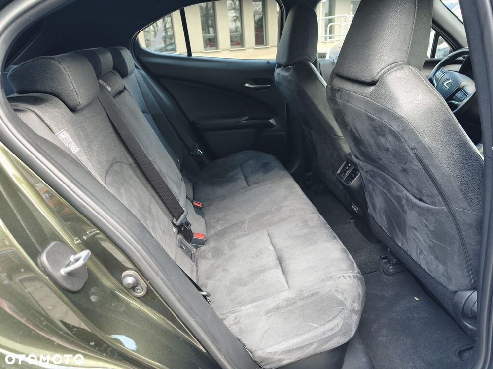 Lexus UX 250h GPF Business 2WD - 22