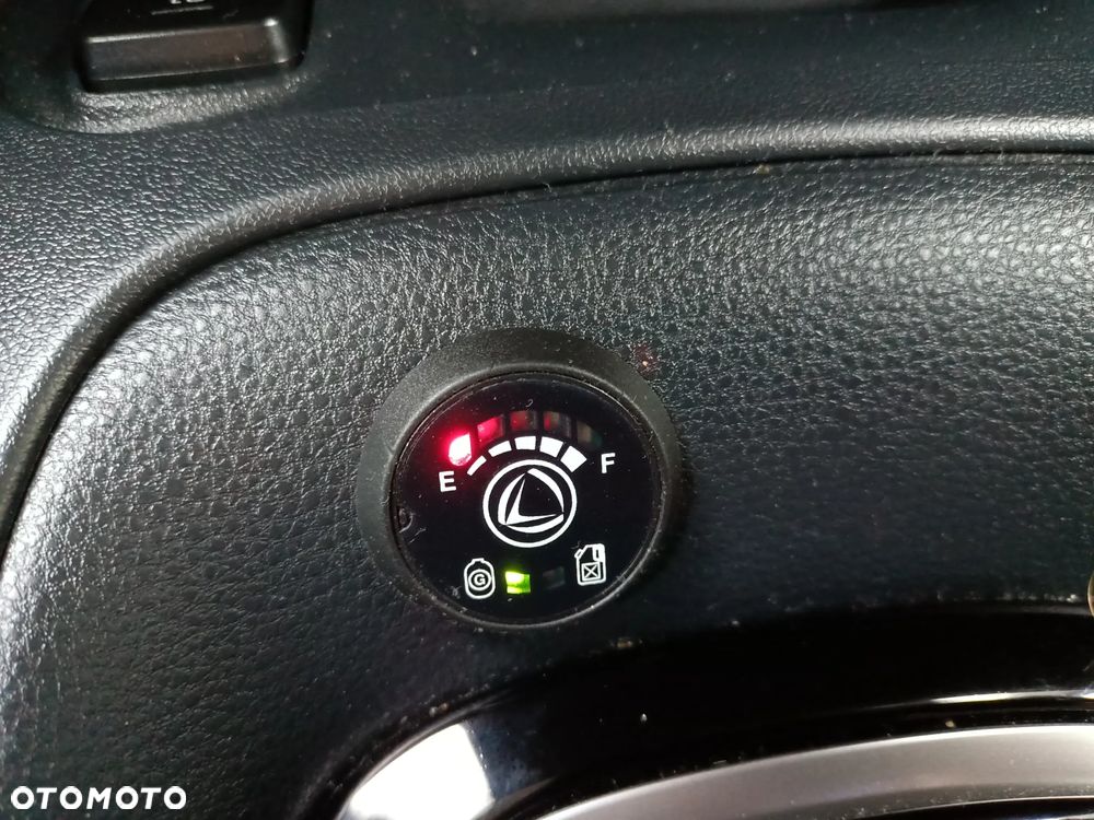 Toyota Corolla 1.6 Executive - 10