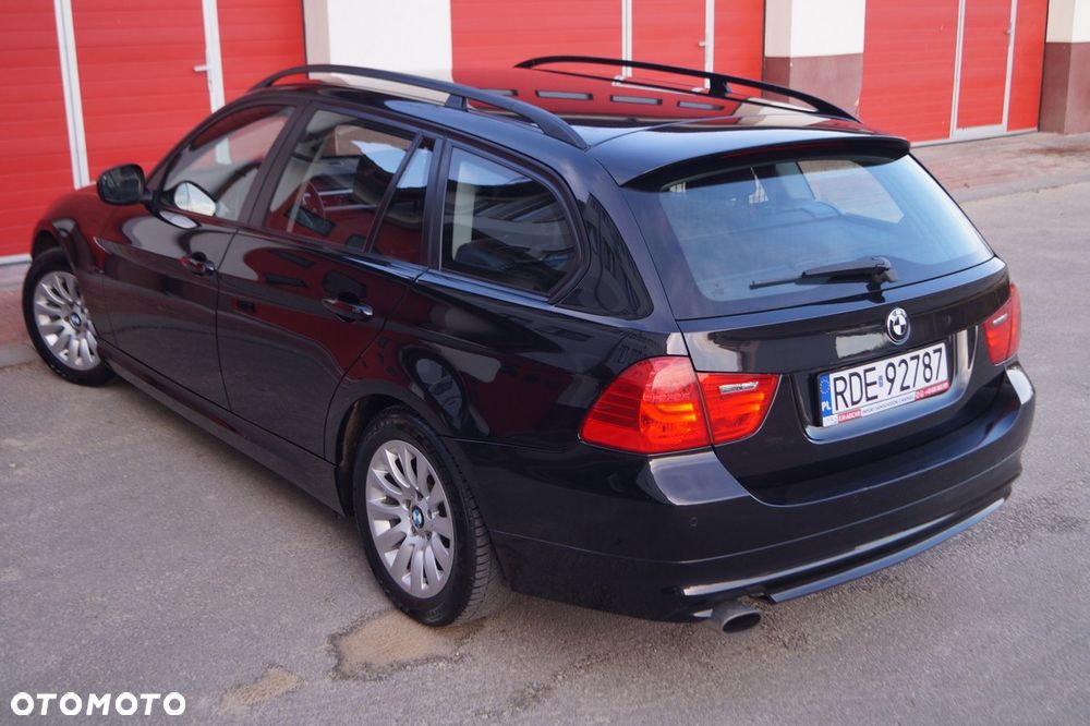 BMW Seria 3 318i Edition Exclusive - 5