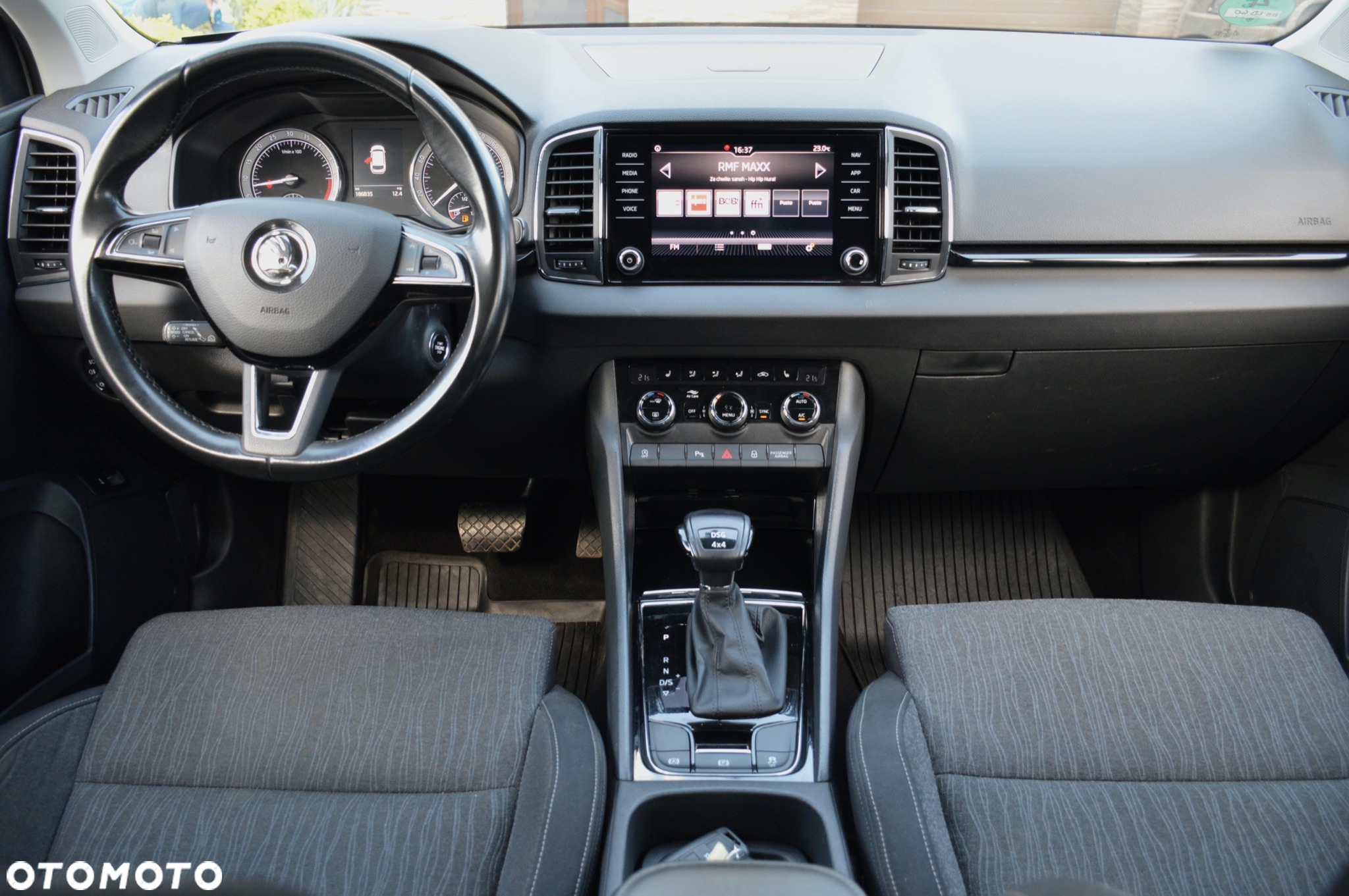 Skoda Karoq 2.0 TDI SCR 4x4 DSG Ambition - 20