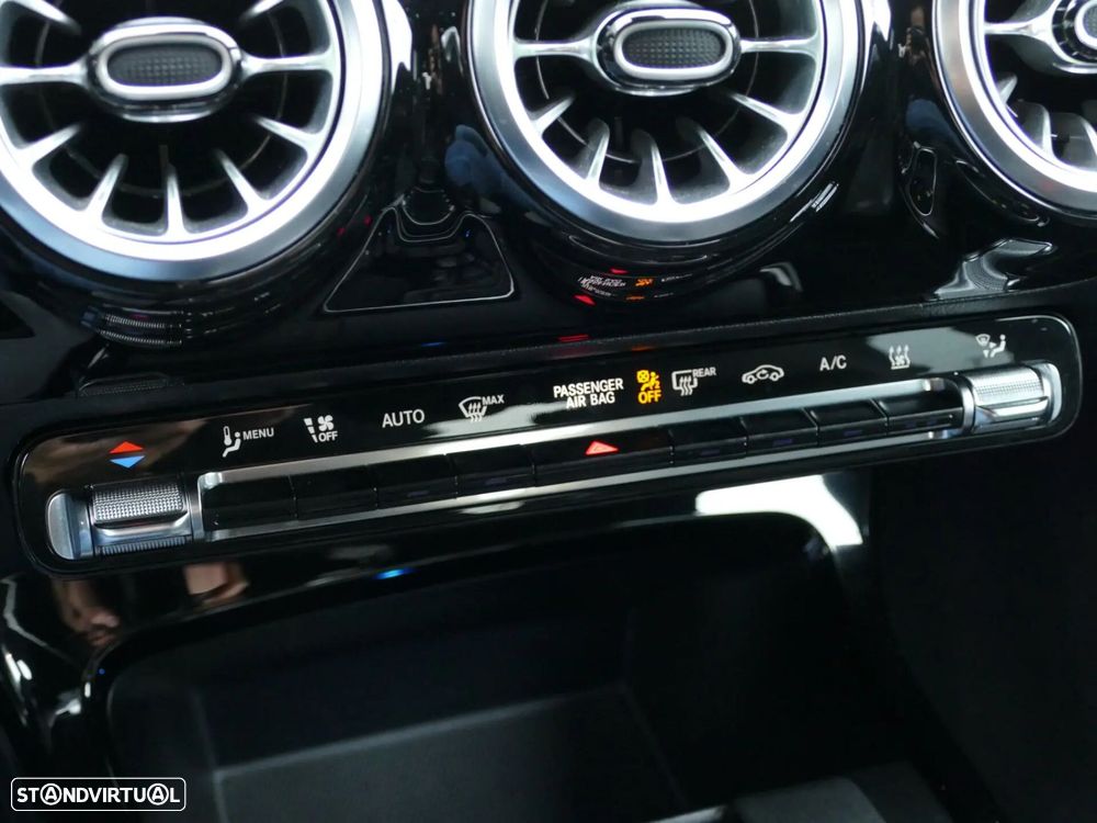 Mercedes-Benz CLA 250 e - 20