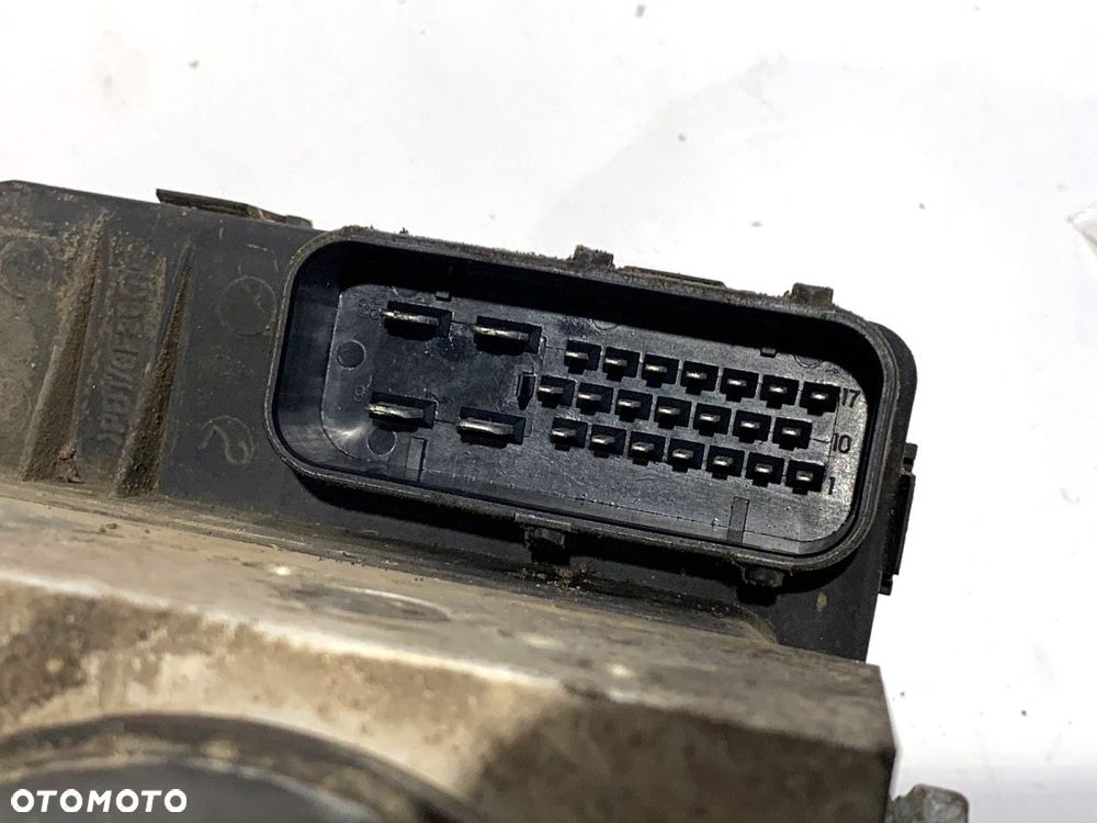 POMPA ABS  HYUNDAI SANTA FÉ I (SM) 2000 - 2006 2.0 CRDi 4x4 83 kW [113 KM] olej napędowy 2001 - - 4