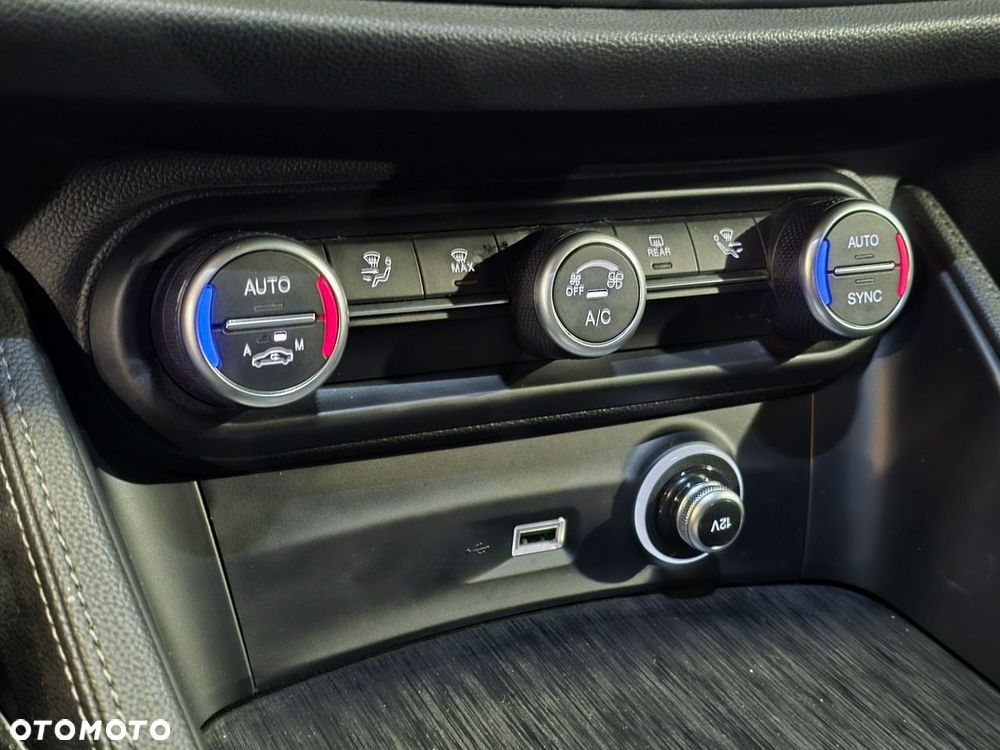 Alfa Romeo Stelvio 2.0 Turbo Business Q4 - 28
