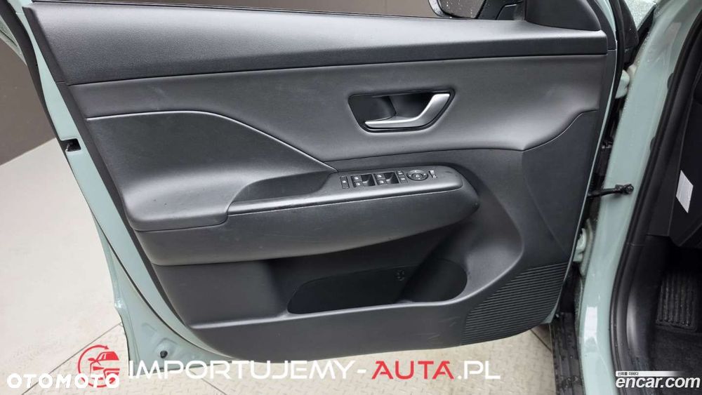 Hyundai Kona - 13