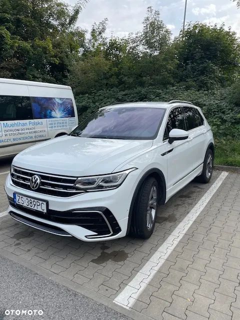 Volkswagen Tiguan - 1