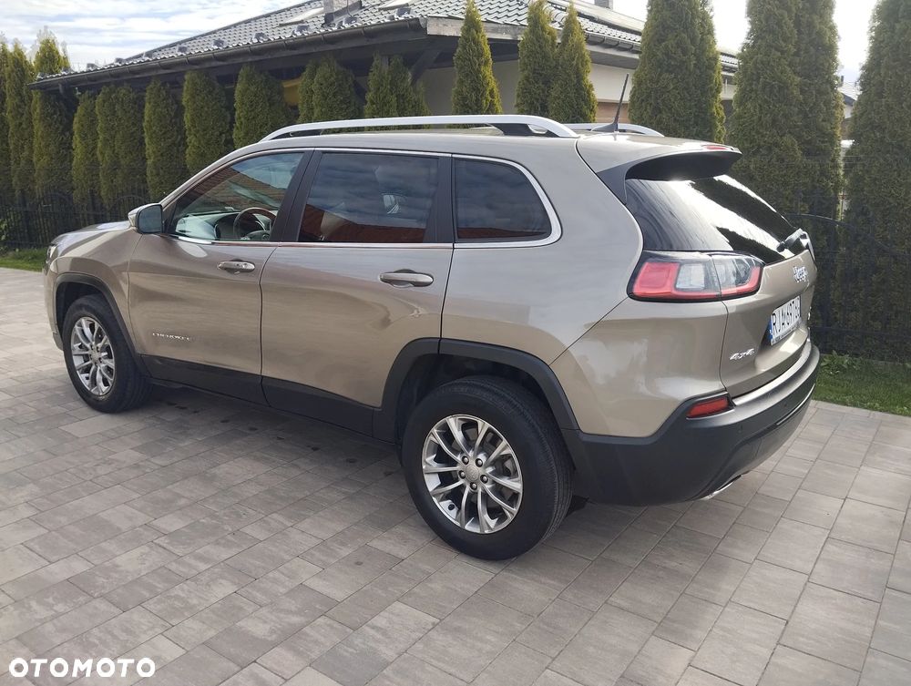 Jeep Cherokee - 6