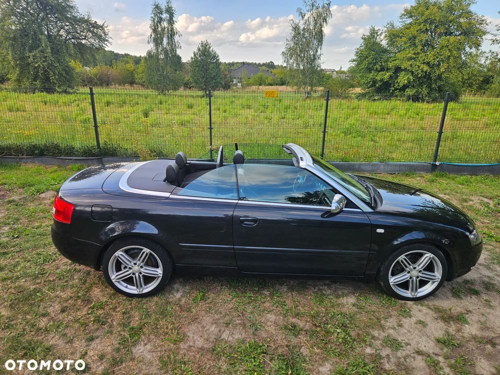 Audi A4 Cabrio 2.4 - 31
