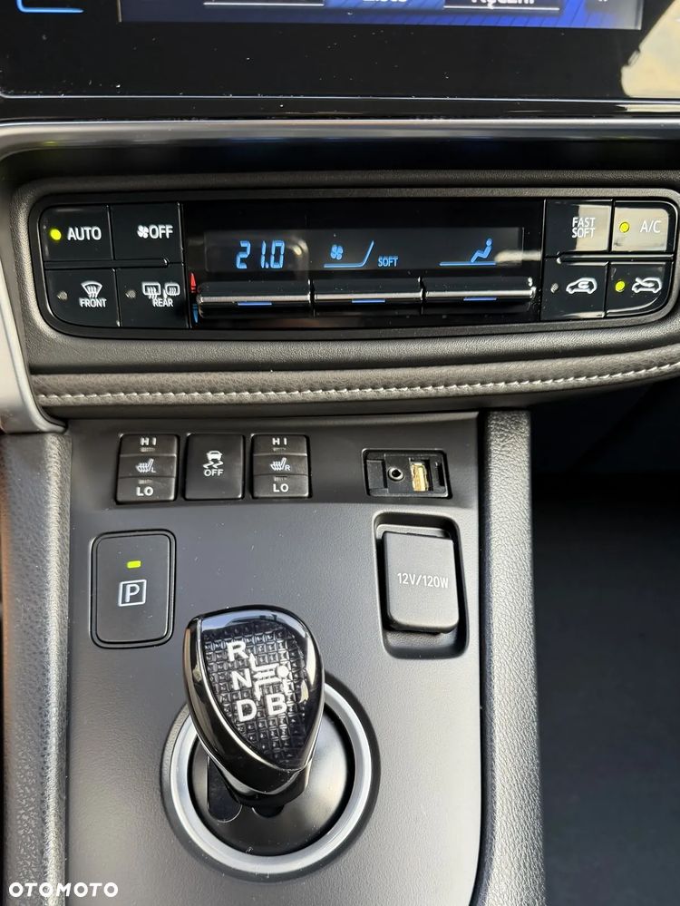 Toyota Auris - 30