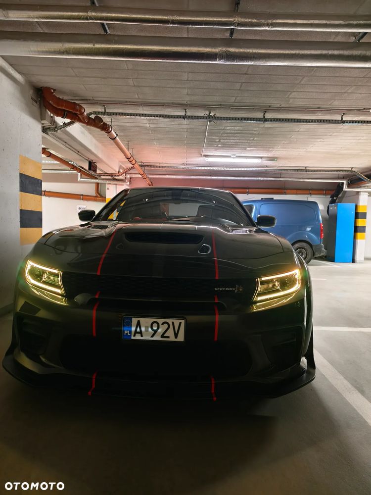 Dodge Charger 6.4 Scat Pack Widebody - 8