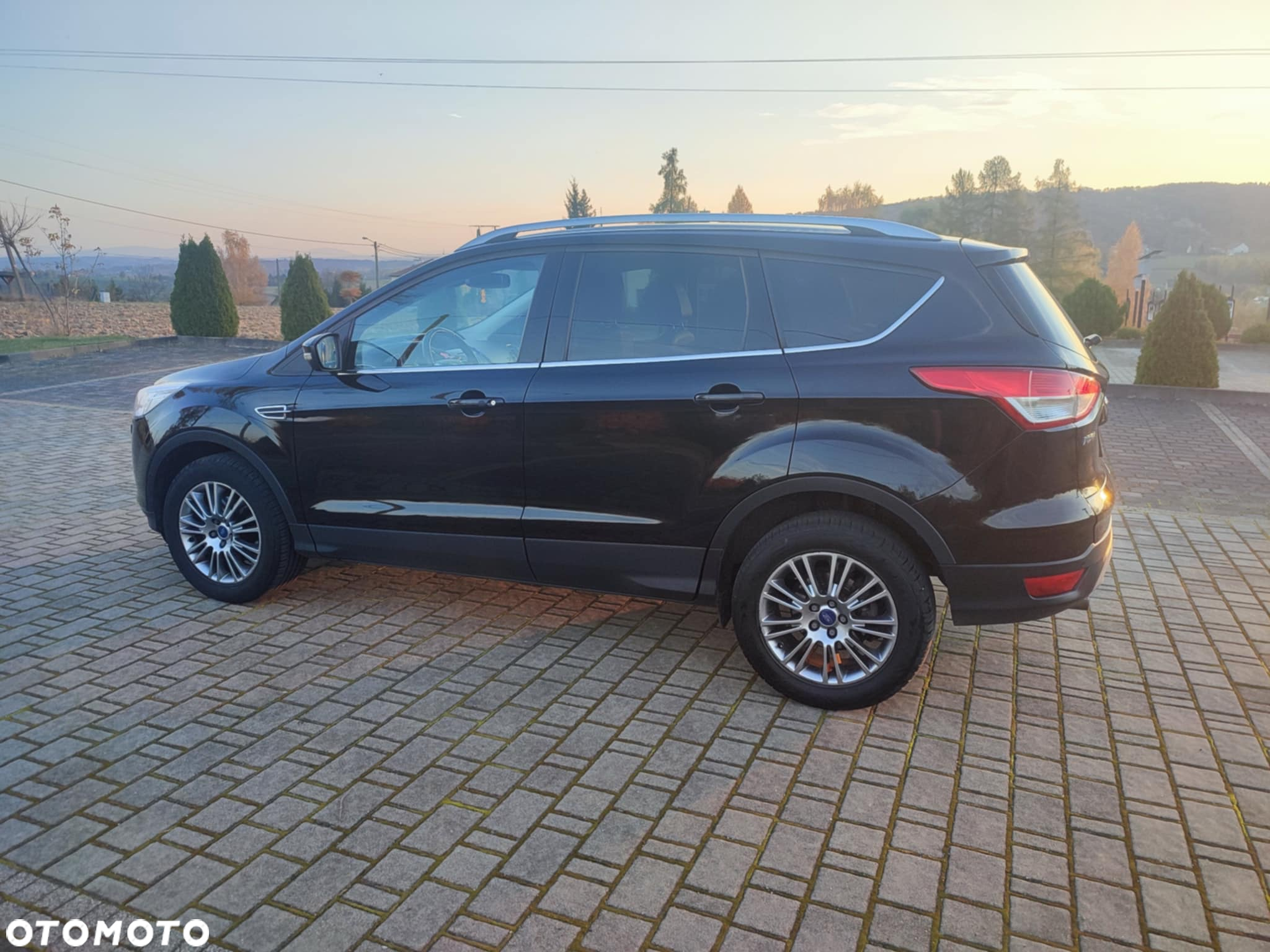 Ford Kuga 1.6 EcoBoost FWD Titanium ASS - 3