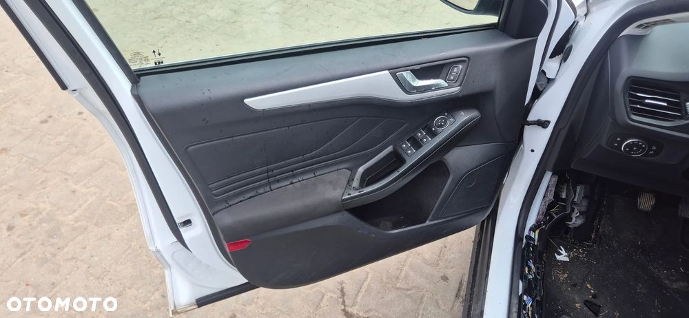 Ford Focus 1.5 EcoBlue SCR Active - 28