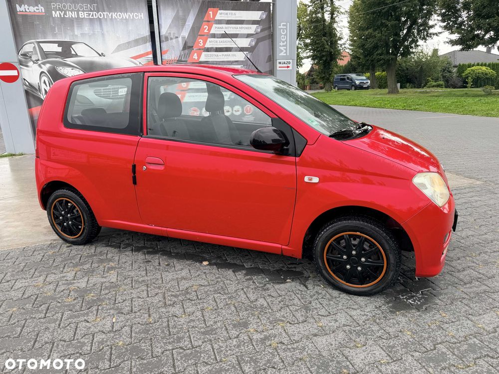 Daihatsu Cuore - 3