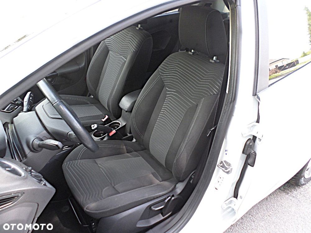 Ford Fiesta 1.25 Titanium EU5 - 18