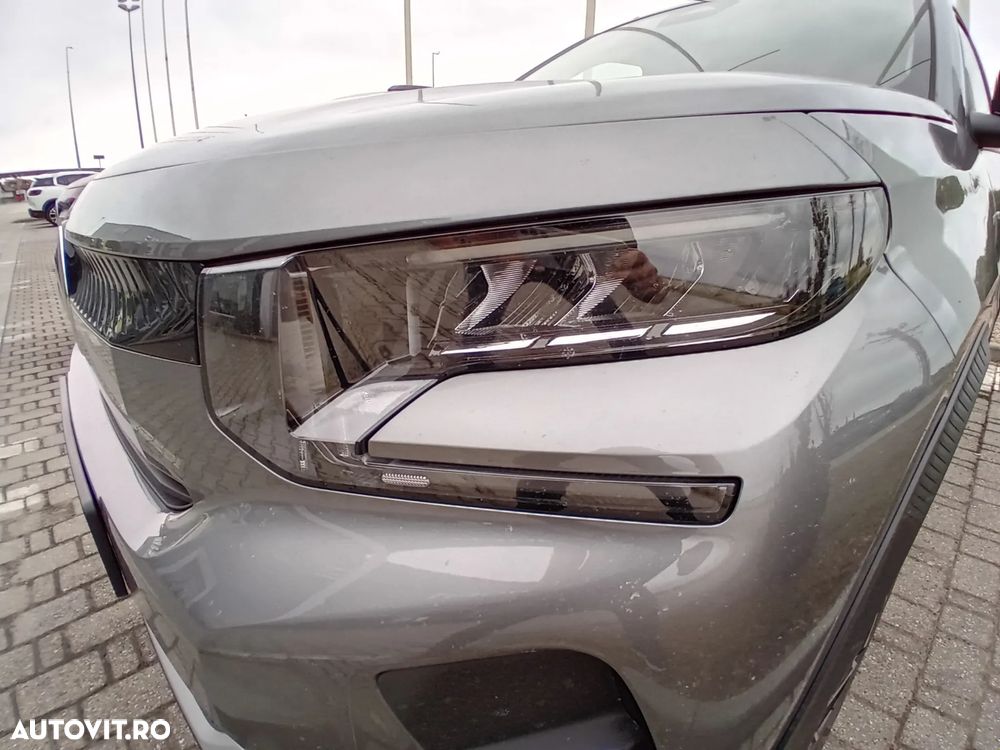 Citroën C3 1.2 PureTech 100 S&S BVM6 MAX - 22