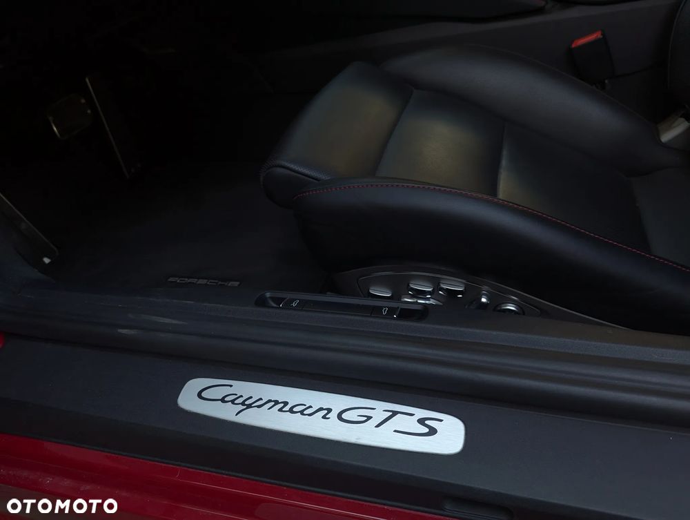 Porsche 718 Cayman GTS 4.0 PDK - 12