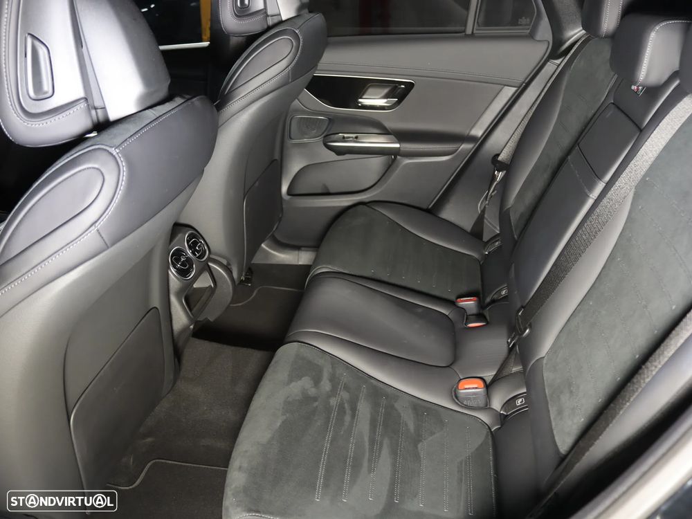 Mercedes-Benz GLC 300 de Coupe 4Matic - 15