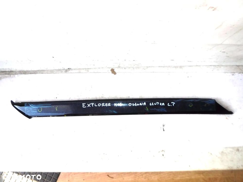 LISTWA ZEWNĘTRZNA SŁUPKA LEWA  osłona A 'A' EXPLORER 20- - 1