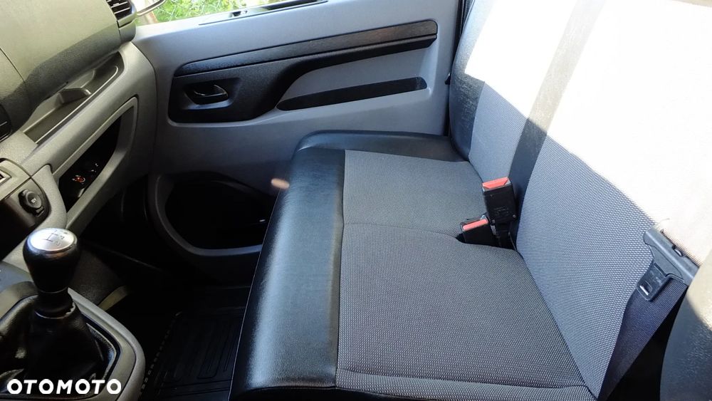 Toyota PROACE - 32