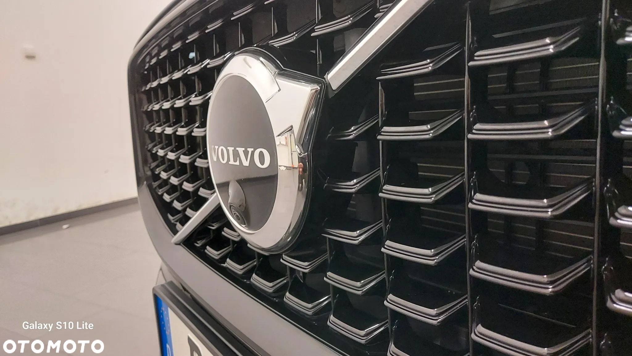 Volvo XC 60 B4 D AWD Plus Dark - 13