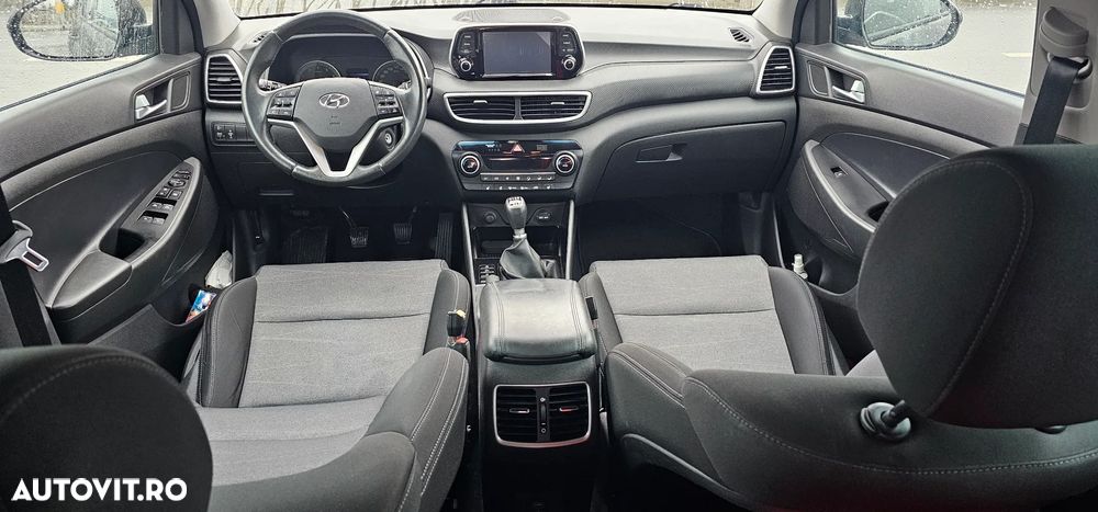 Hyundai Tucson 1.6 GDI 2WD 6MT Style - 8