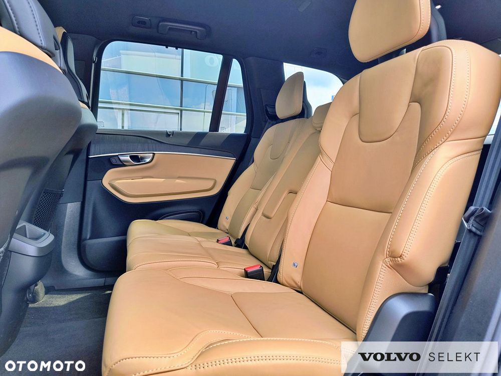 Volvo XC 90 - 37