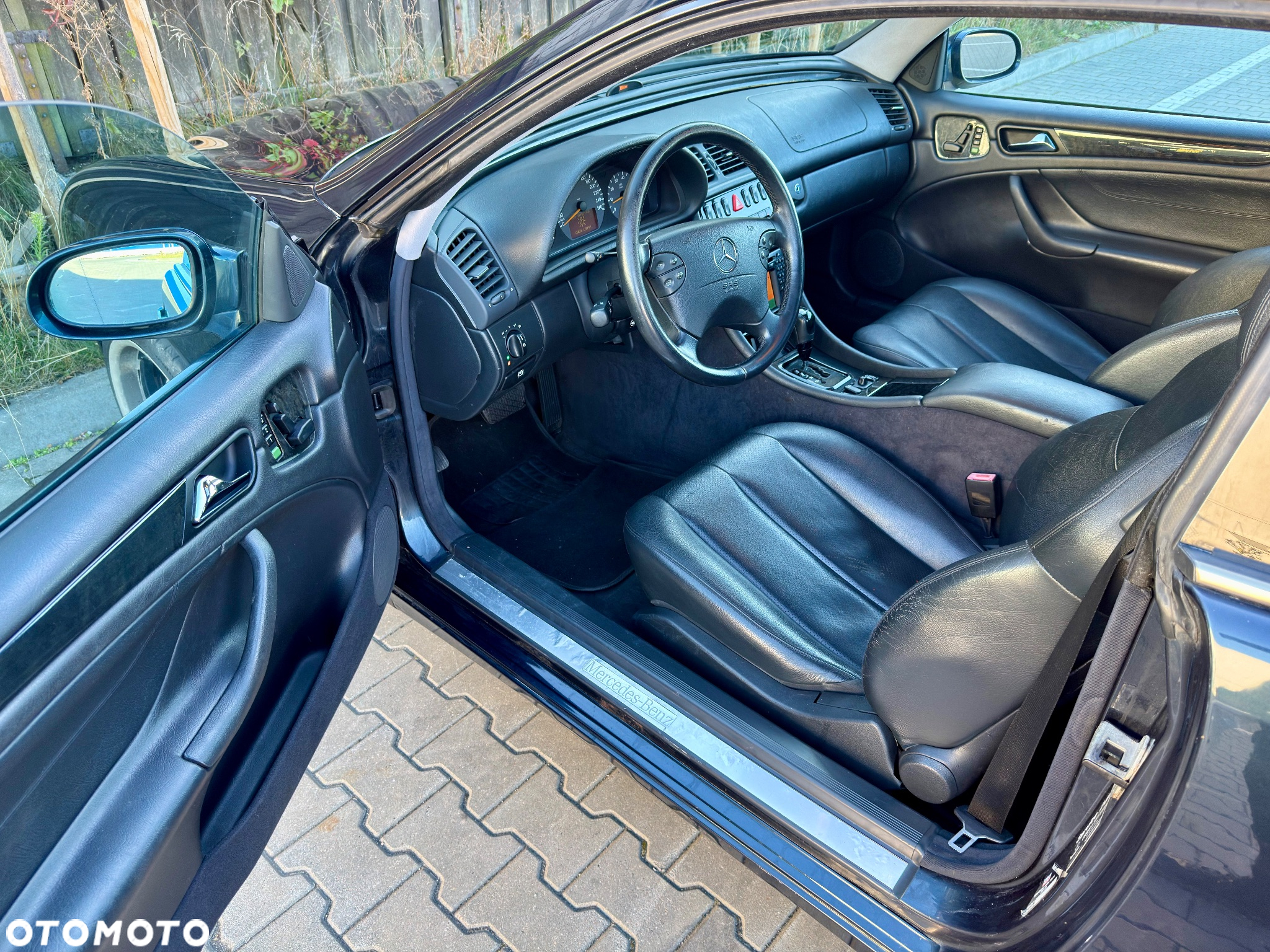 Mercedes-Benz CLK Coupe 320 Avantgarde - 10