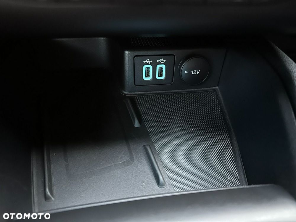 Ford Kuga - 35