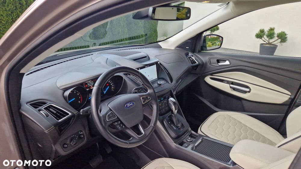Ford Kuga 1.5 EcoBoost 4x4 Vignale - 14