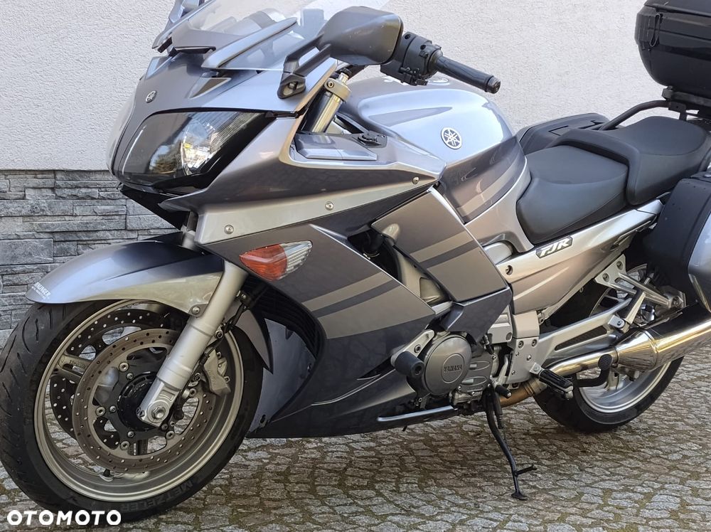 Yamaha FJR - 17
