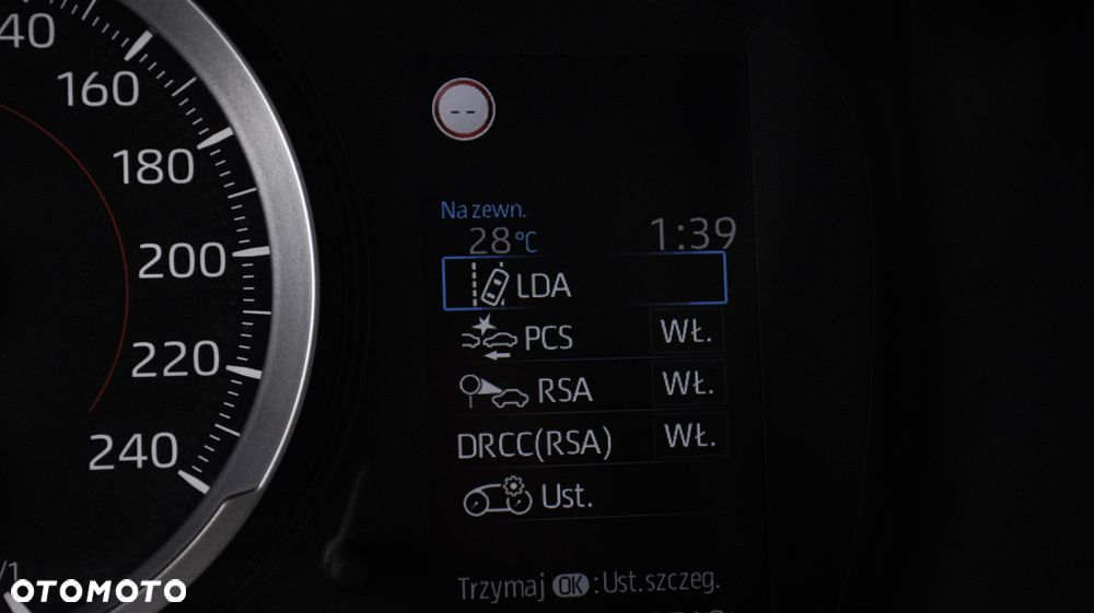 Toyota Corolla - 23