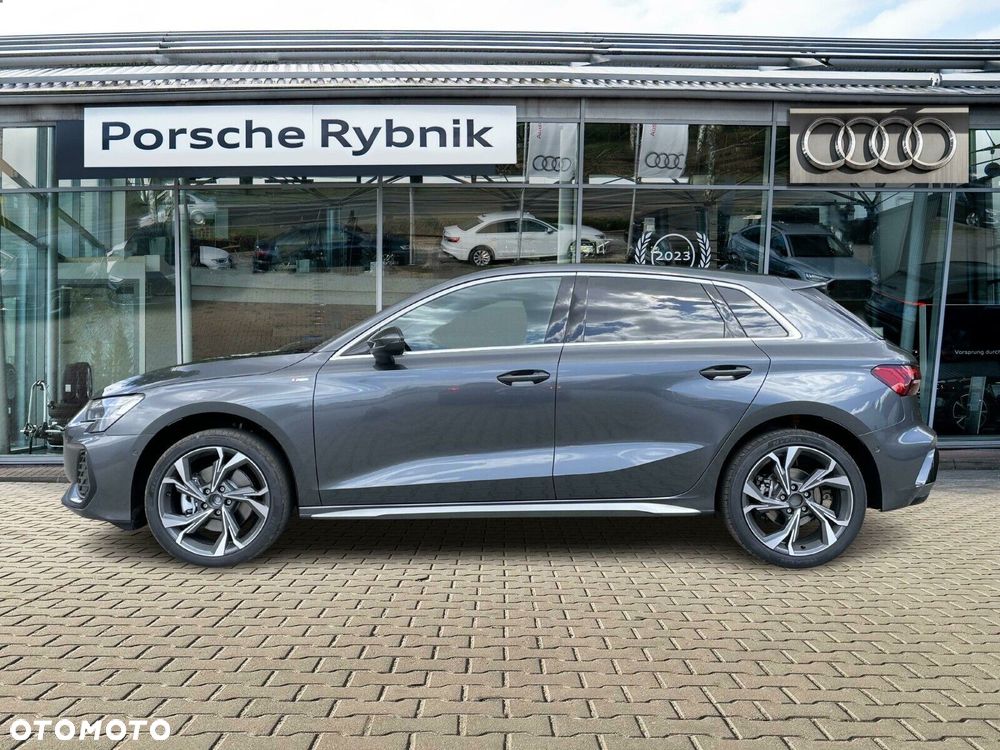 Audi A3 Sportback - 2