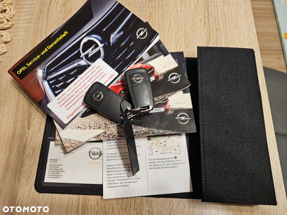 Opel Corsa 1.2 16V Cosmo - 33