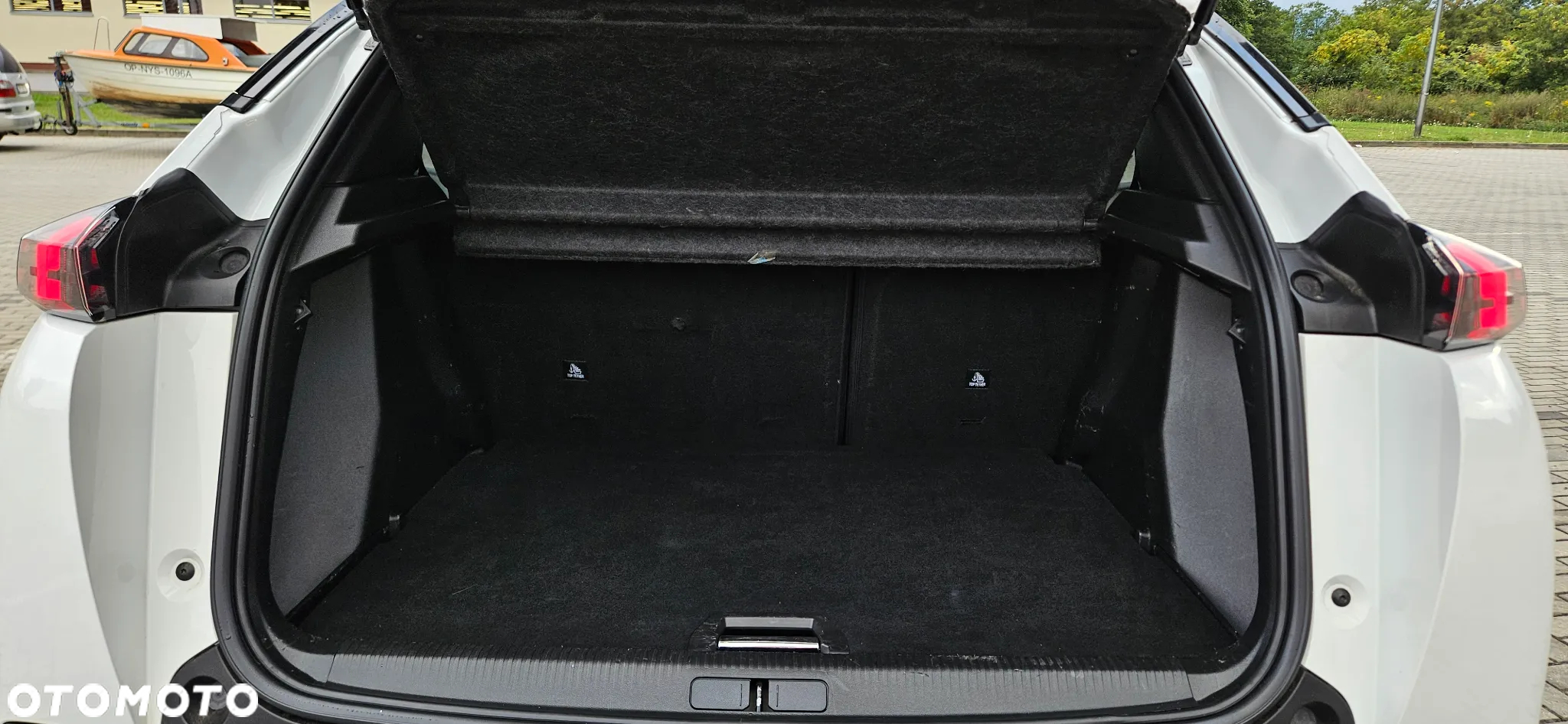 Peugeot 2008 PureTech 100 Allure - 15