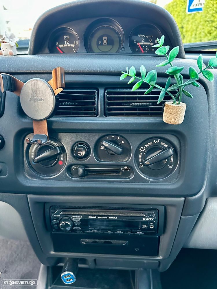 Mitsubishi Pajero Sport 2.5 TD GLS - 14