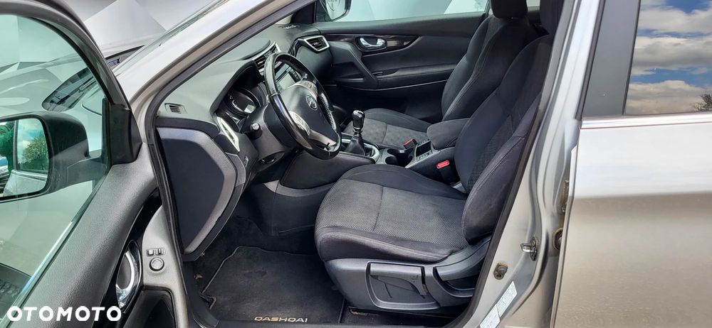 Nissan Qashqai 1.6 DIG-T Tekna+ - 19