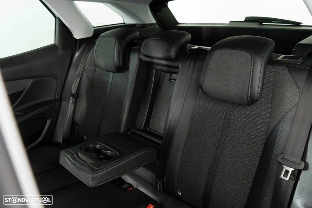 Peugeot 3008 1.2 PureTech Allure - 9