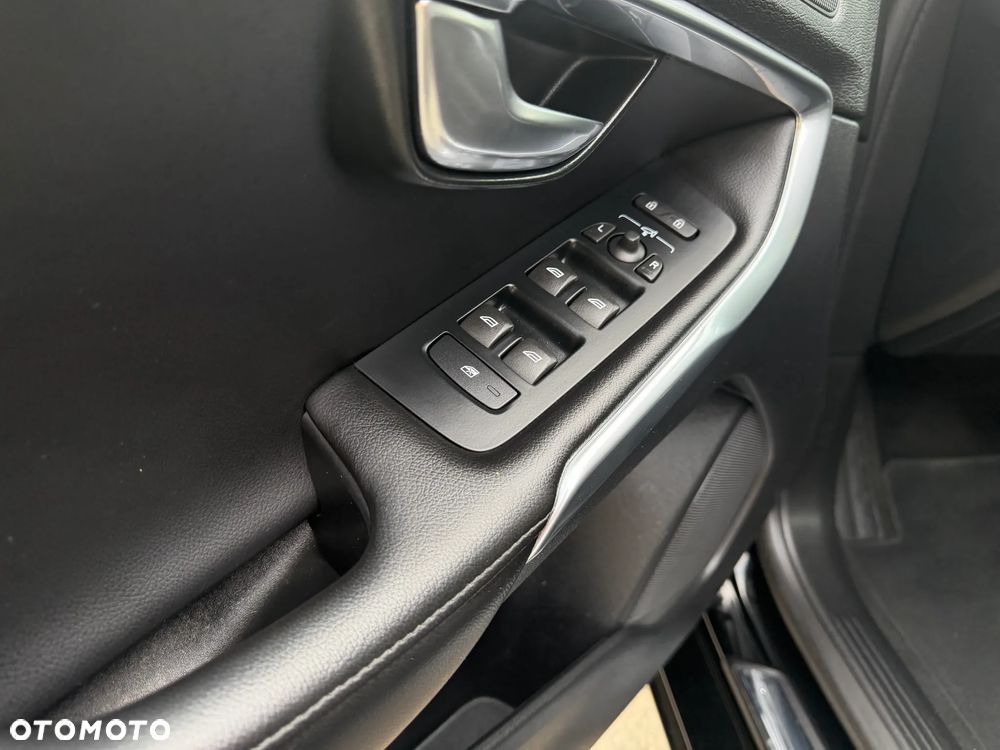 Volvo V40 D3 Geartronic Inscription - 28