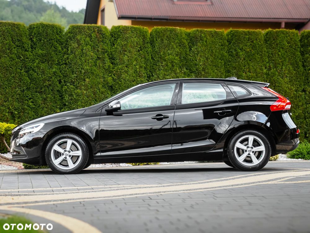 Volvo V40 T2 Drive-E Momentum - 10