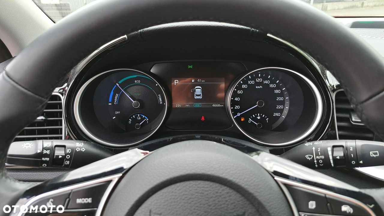 Kia XCeed - 20