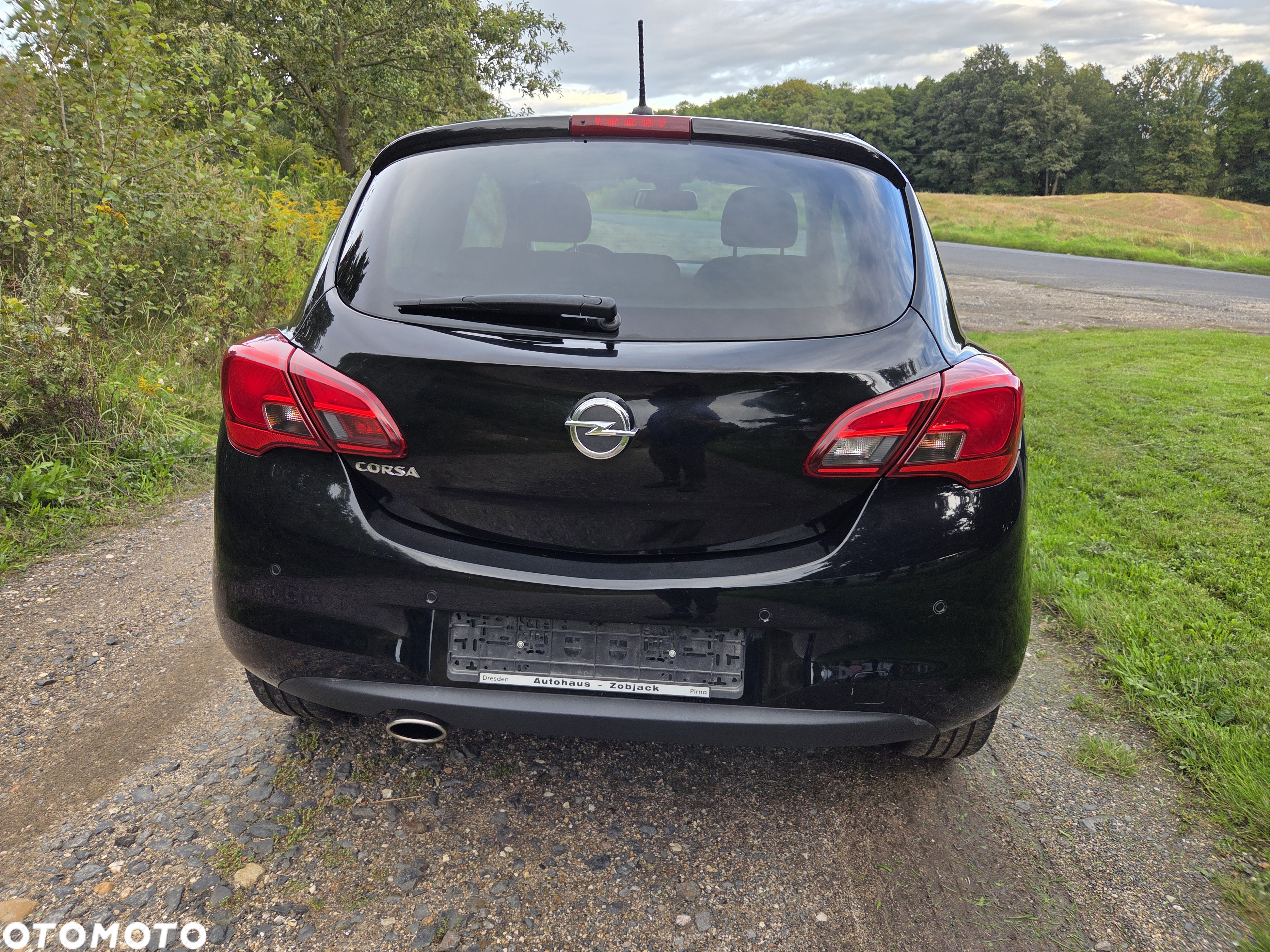 Opel Corsa 1.4 120 Jahre - 8