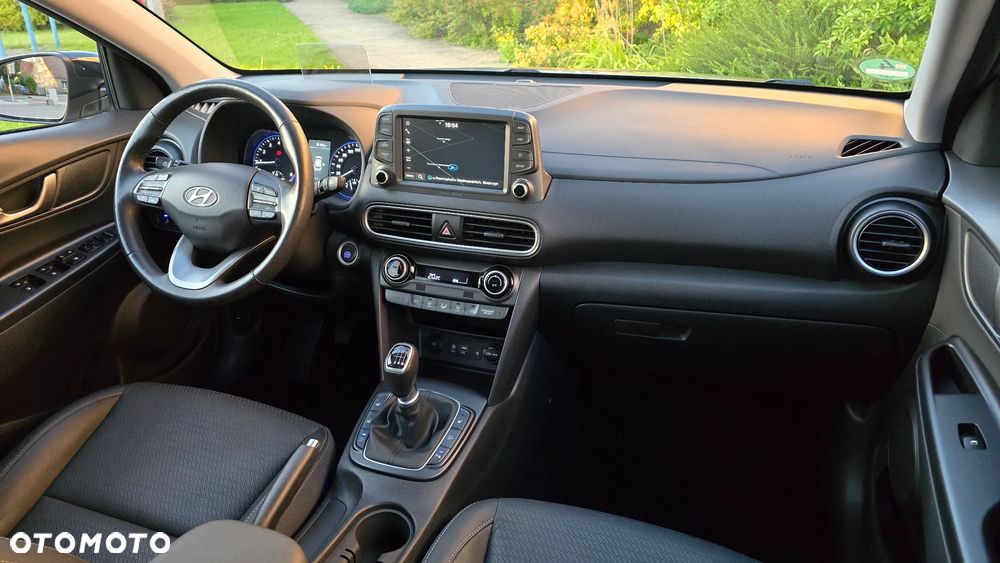 Hyundai Kona - 12