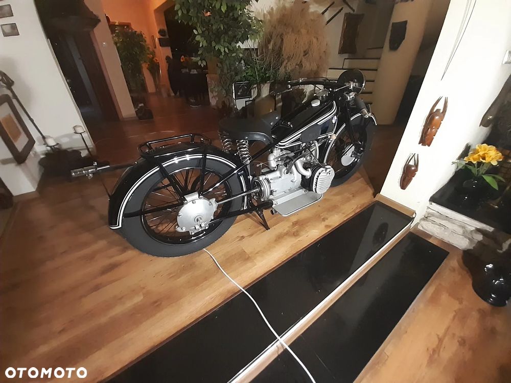 BMW Inny - 8