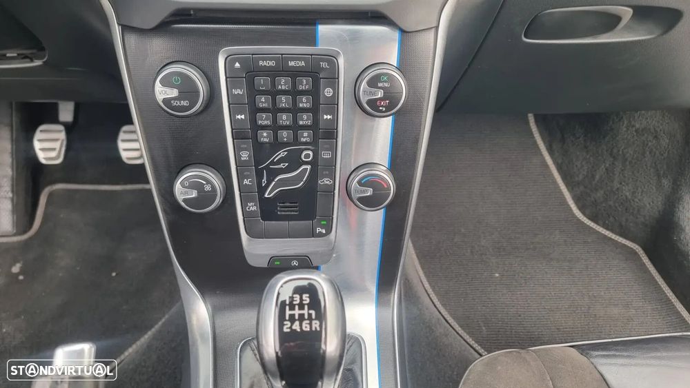 Volvo V40 - 10